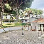 Holiday Apartment Near Falesia Beach, Albufeira
